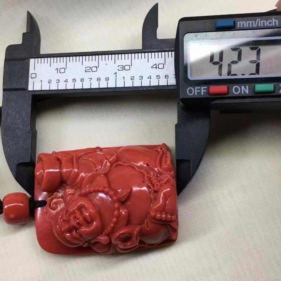 アカ(Aka)赤珊瑚彫刻仏像吊り下げ